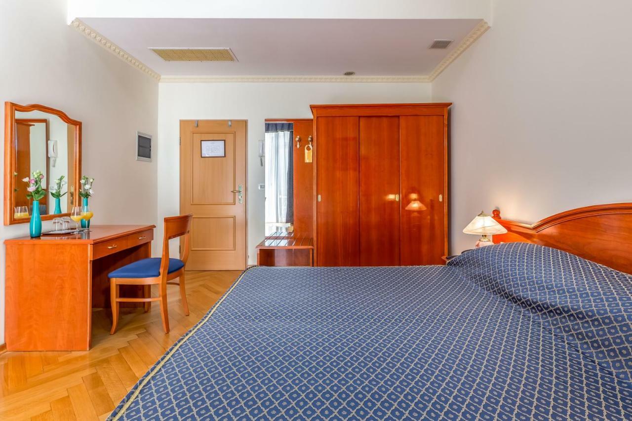 Hotel Galeb 3*